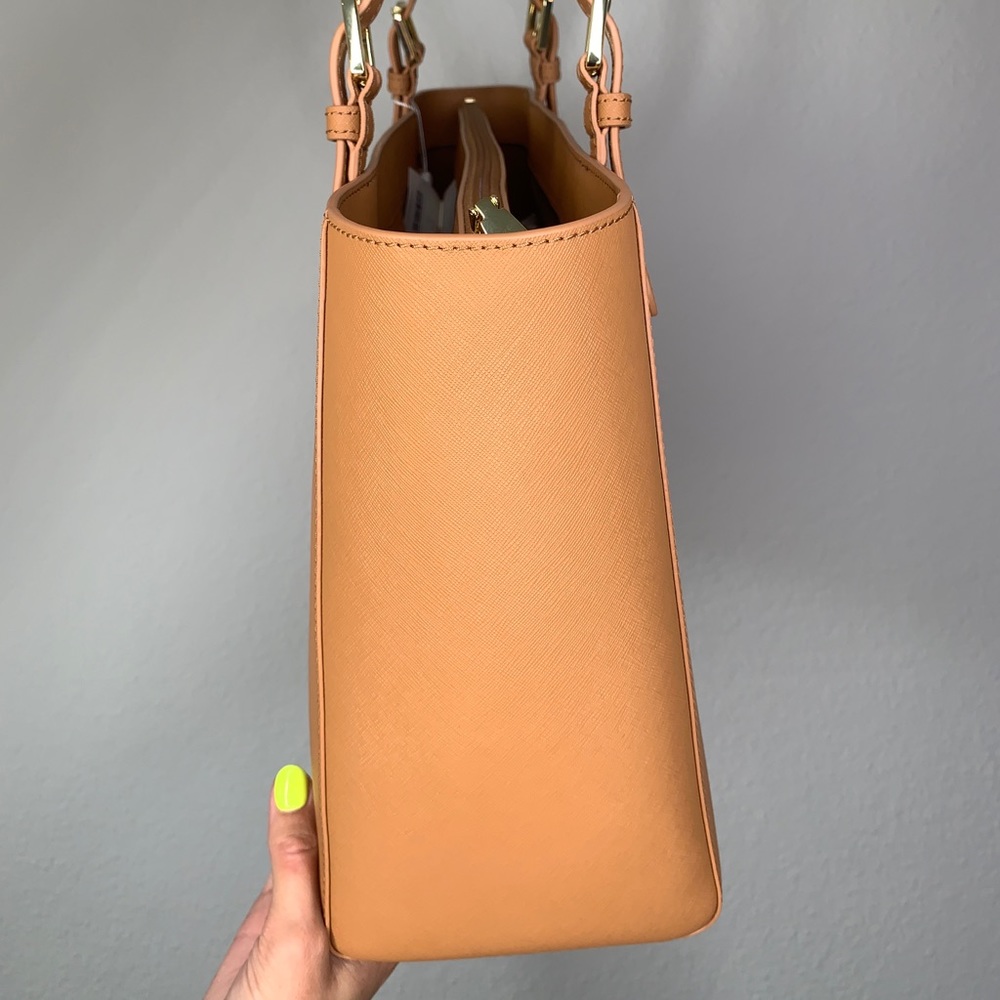 Tory Burch Emerson Large Leather Buckle Tote - Picture 7 of 8
